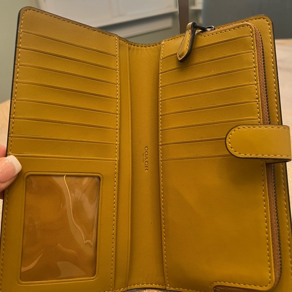 Coach Mustard Yellow Leather Wallet - Picture 5 of 7